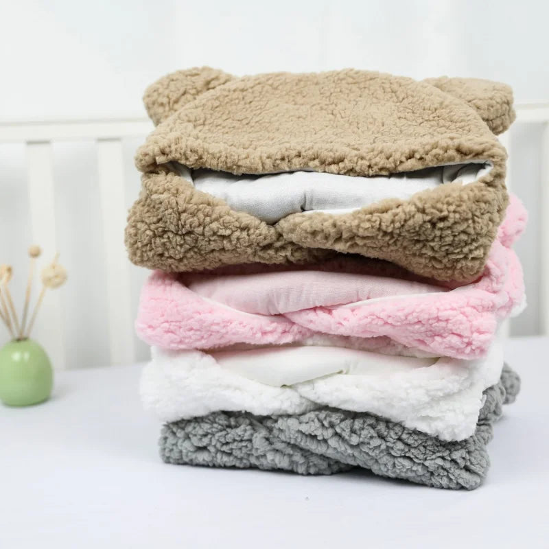 Comfy Bear – Inlindningsfilt för bebisar